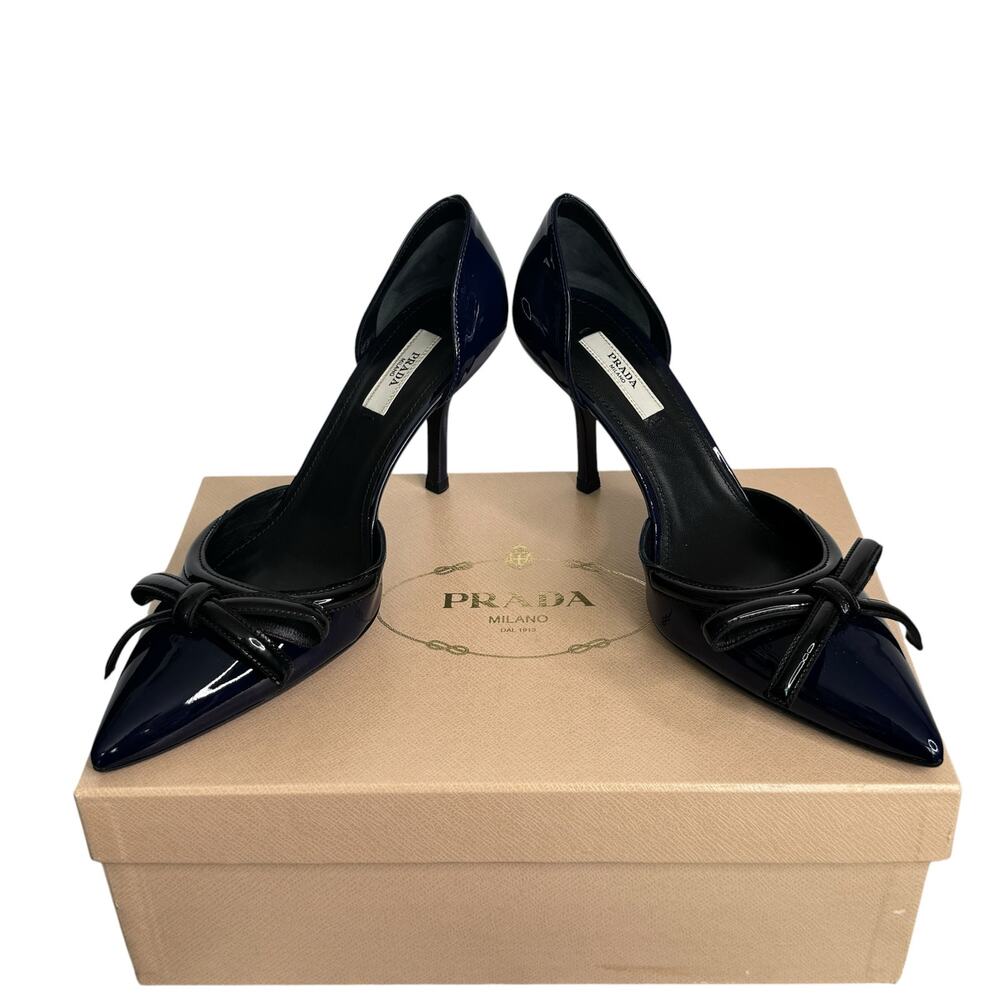Prada Vintage 2000s Navy Patent Leather Bow D’Orsay Heels Italy 38 New with Box
